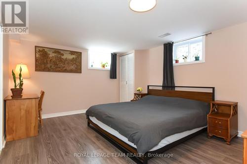 828 Kingsmere Avenue, Ottawa, ON - Indoor Photo Showing Bedroom