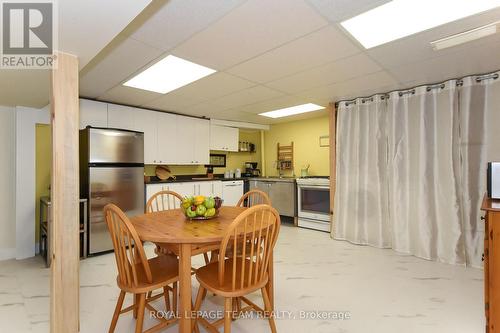 828 Kingsmere Avenue, Ottawa, ON - Indoor Photo Showing Dining Room