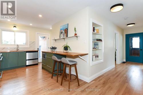 828 Kingsmere Avenue, Ottawa, ON - Indoor Photo Showing Kitchen