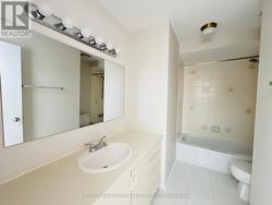 Main Bathroom (Third Floor) - 