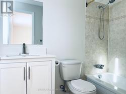 Ensuite Bathroom - 