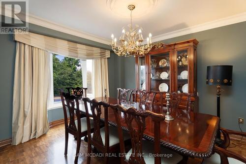 6127 Cheega Court, Mississauga, ON - Indoor Photo Showing Dining Room