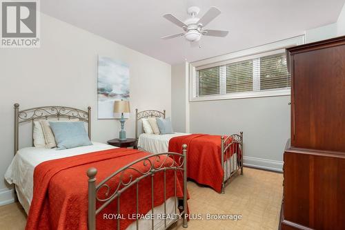 1100 Haydonbridge Court, Mississauga, ON - Indoor Photo Showing Bedroom