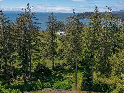 7170 Sea Cliff Rd, Sooke, BC 