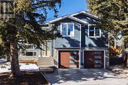 3343 Barrett Place NW  Calgary, AB T2L 1W5