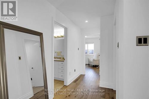 400 Berkley Avenue, Ottawa, ON - Indoor Photo Showing Other Room