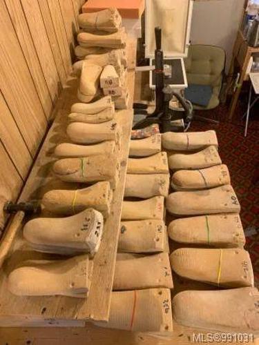 2672 Shelbourne St, Victoria, BC 