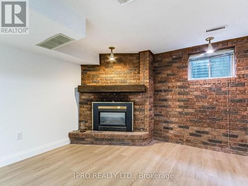 3293 Havenwood Drive, Mississauga, ON - Indoor Photo Showing Living Room With Fireplace