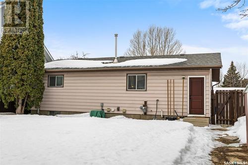 1231 Emerald Crescent, Saskatoon, SK - Outdoor