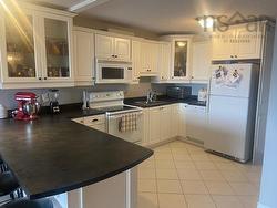 1008 6369 Coburg Road  Halifax, NS B3H 4J7