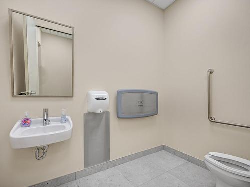 IntÃ©rieur - 450-450 Rue Principale, Granby, QC - Indoor Photo Showing Bathroom