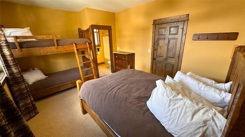 M4-D-1351 Gerry Sorensen Way, Kimberley, BC - Indoor Photo Showing Bedroom