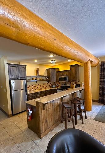 M4-D-1351 Gerry Sorensen Way, Kimberley, BC - Indoor Photo Showing Kitchen