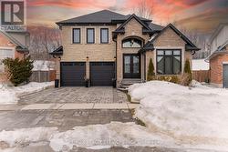 207 RICHMEADOW ROAD  London, ON N6H 5T3