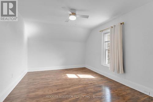 3015 Dundas Street, Burlington, ON - Indoor Photo Showing Other Room