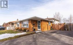 69 CRANBROOK DRIVE  Hamilton, ON L9C 4S5