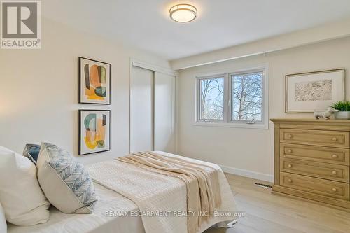 1332 Gatehouse Drive, Mississauga, ON - Indoor Photo Showing Bedroom