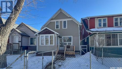 1843 Ottawa Street, Regina, SK - Outdoor With Deck Patio Veranda