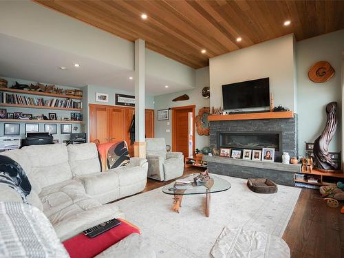 300 Main St, Tofino, BC 