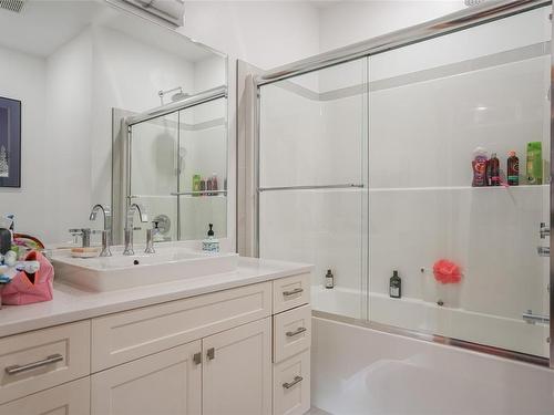 300 Main St, Tofino, BC 