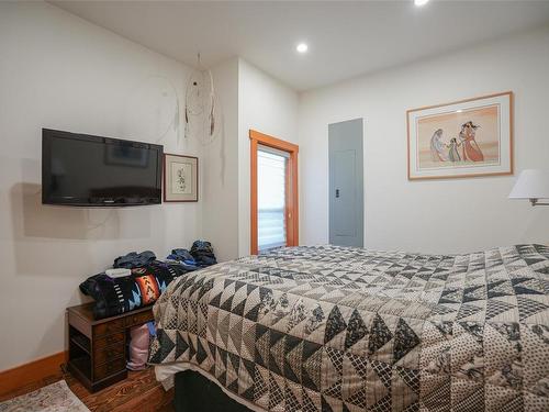 300 Main St, Tofino, BC 