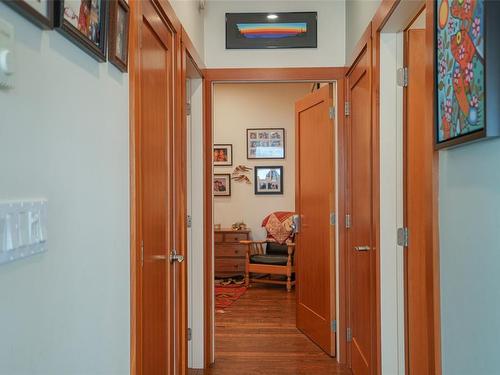300 Main St, Tofino, BC 