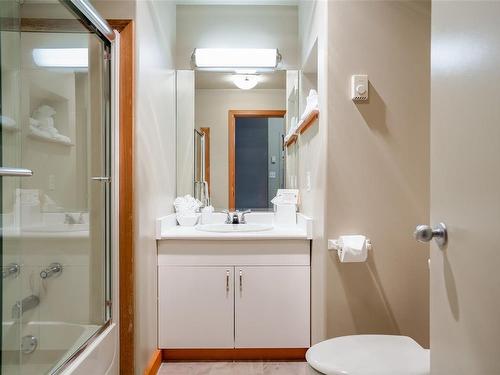 300 Main St, Tofino, BC 