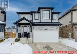 236 TALL GRASS Crescent  Kitchener, ON N2P 0G8