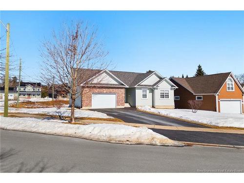 80 Pettigrove Cres, Fredericton, NB 