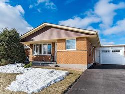 179 Laurentian Drive  Kitchener, ON N2E 2G1