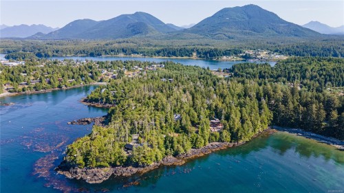 392 Reef Point Rd, Ucluelet, BC 