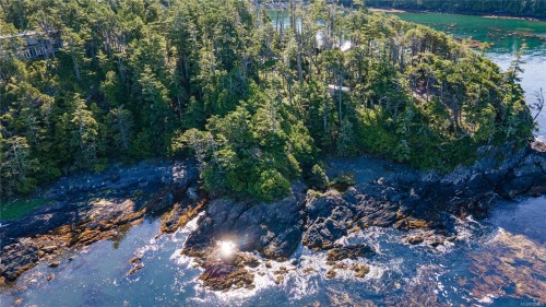 392 Reef Point Rd, Ucluelet, BC 