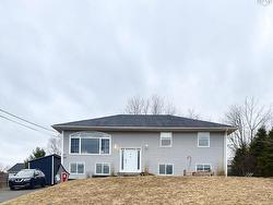 2 Roslindale Drive  Truro Heights, NS B2N 1T2