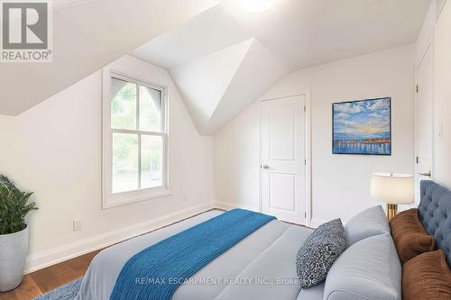 924 Beach Boulevard, Hamilton, ON - Indoor Photo Showing Bedroom