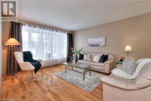 Living area featuring light wood-type flooring - 105 Sabrina Crescent, Kitchener, ON - Indoor Photo Showing Living Room