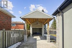 Garage and carport - 