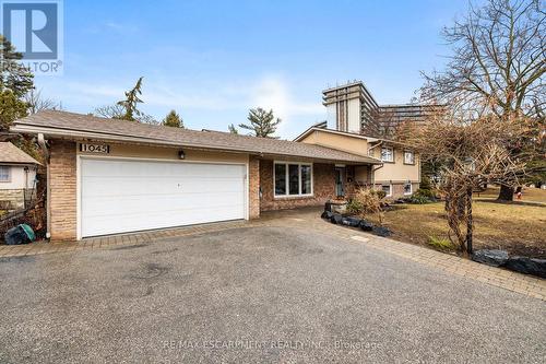 1045 Bloor Street, Mississauga, ON - Outdoor