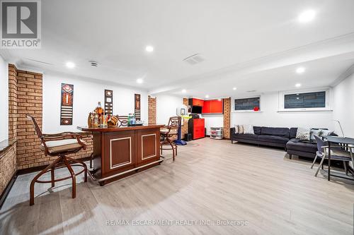 1045 Bloor Street, Mississauga, ON - Indoor