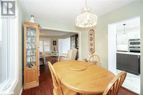 2873 Cartwright Crescent, Mississauga, ON - Indoor Photo Showing Dining Room