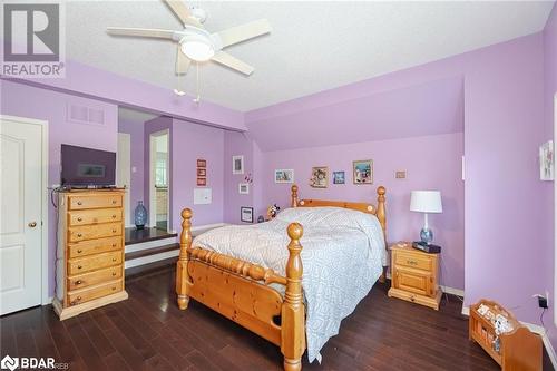 2873 Cartwright Crescent, Mississauga, ON - Indoor Photo Showing Bedroom