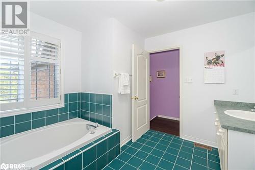 2873 Cartwright Crescent, Mississauga, ON - Indoor Photo Showing Bathroom