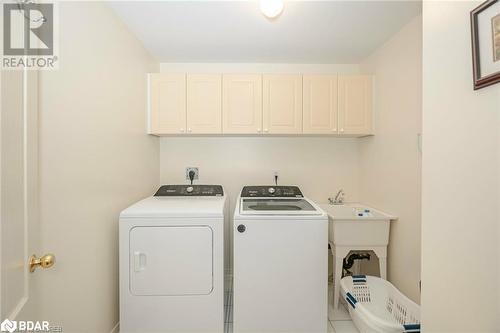 2873 Cartwright Crescent, Mississauga, ON - Indoor Photo Showing Laundry Room