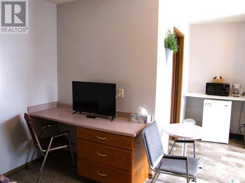 401 Martin Street, Burstall, SK 