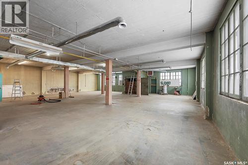 2002 Dewdney Avenue, Regina, SK 