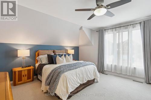 2936 Castlebridge Drive, Mississauga, ON - Indoor Photo Showing Bedroom