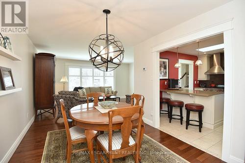 625 Ardleigh Crescent, Burlington, ON - Indoor Photo Showing Dining Room