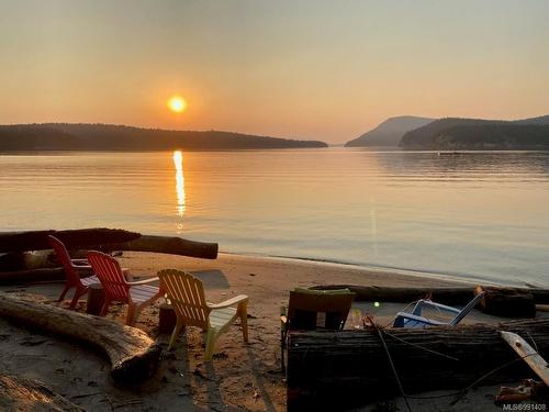 348 Georgina Point Rd, Mayne Island, BC 