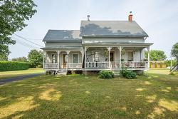 420  - 422 Rue Jacques-Cartier S.  Saint-Jean-Sur-Richelieu, QC J3B 4K4