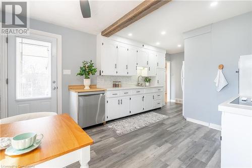 39 Katherine Crescent, Kitchener, ON - Indoor Photo Showing Kitchen