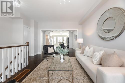 1204 Beachcomber Road, Mississauga, ON - Indoor Photo Showing Living Room